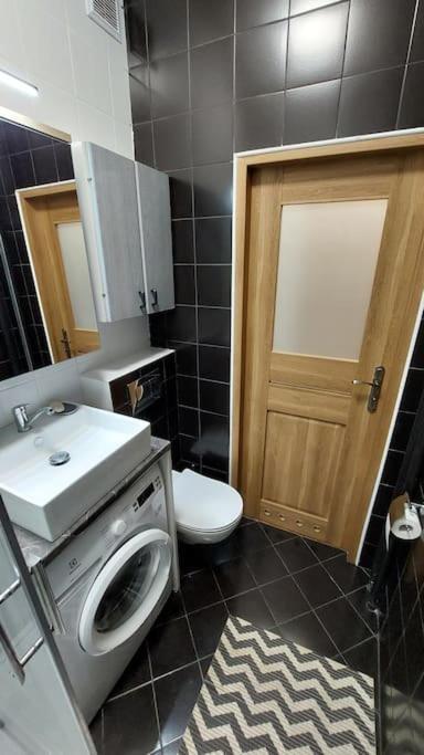 Zeromskiego Apartment - Варшава Екстер'єр фото